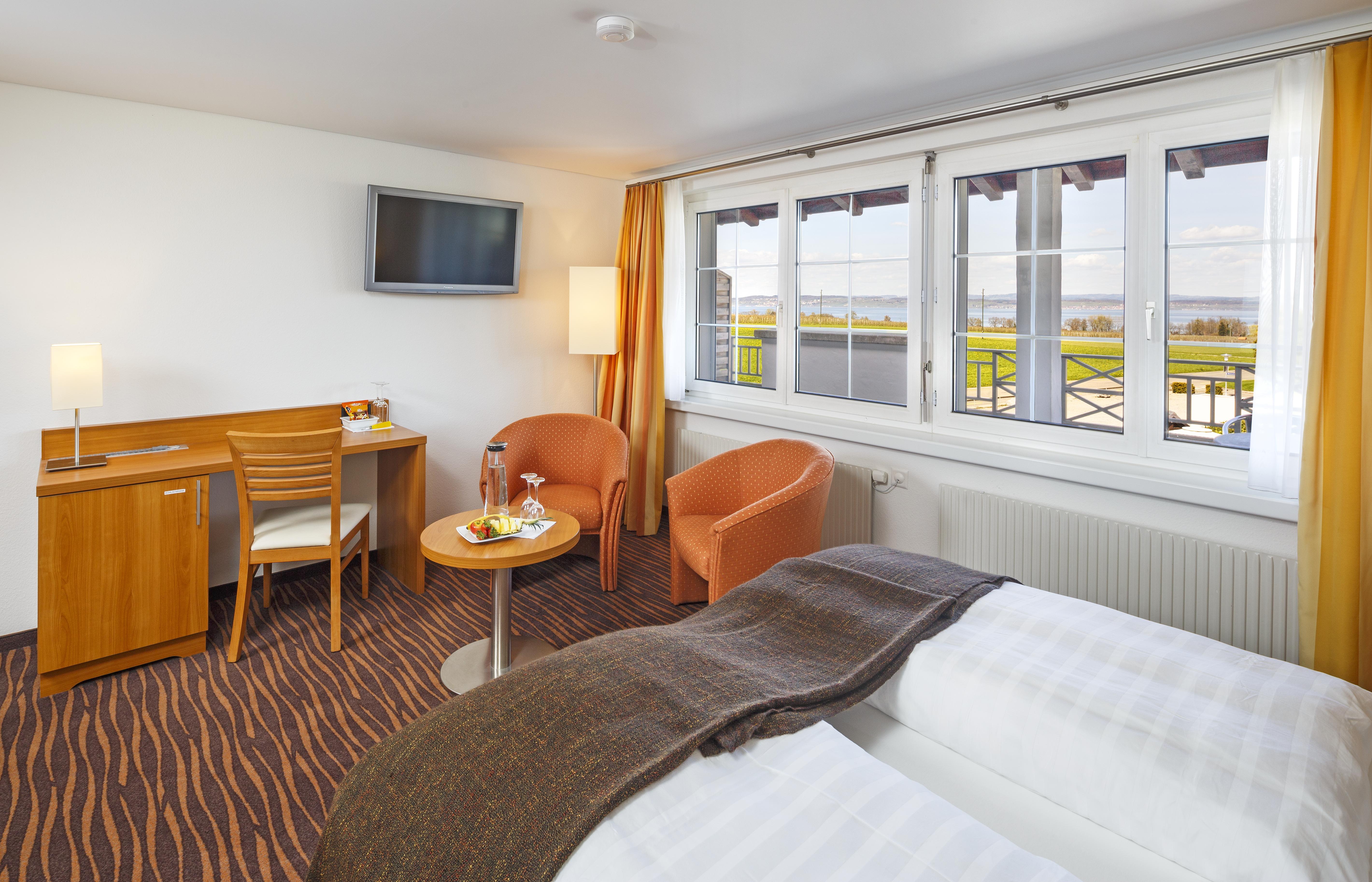 Seemoewe Swiss Quality Hotel Guttingen Exterior photo