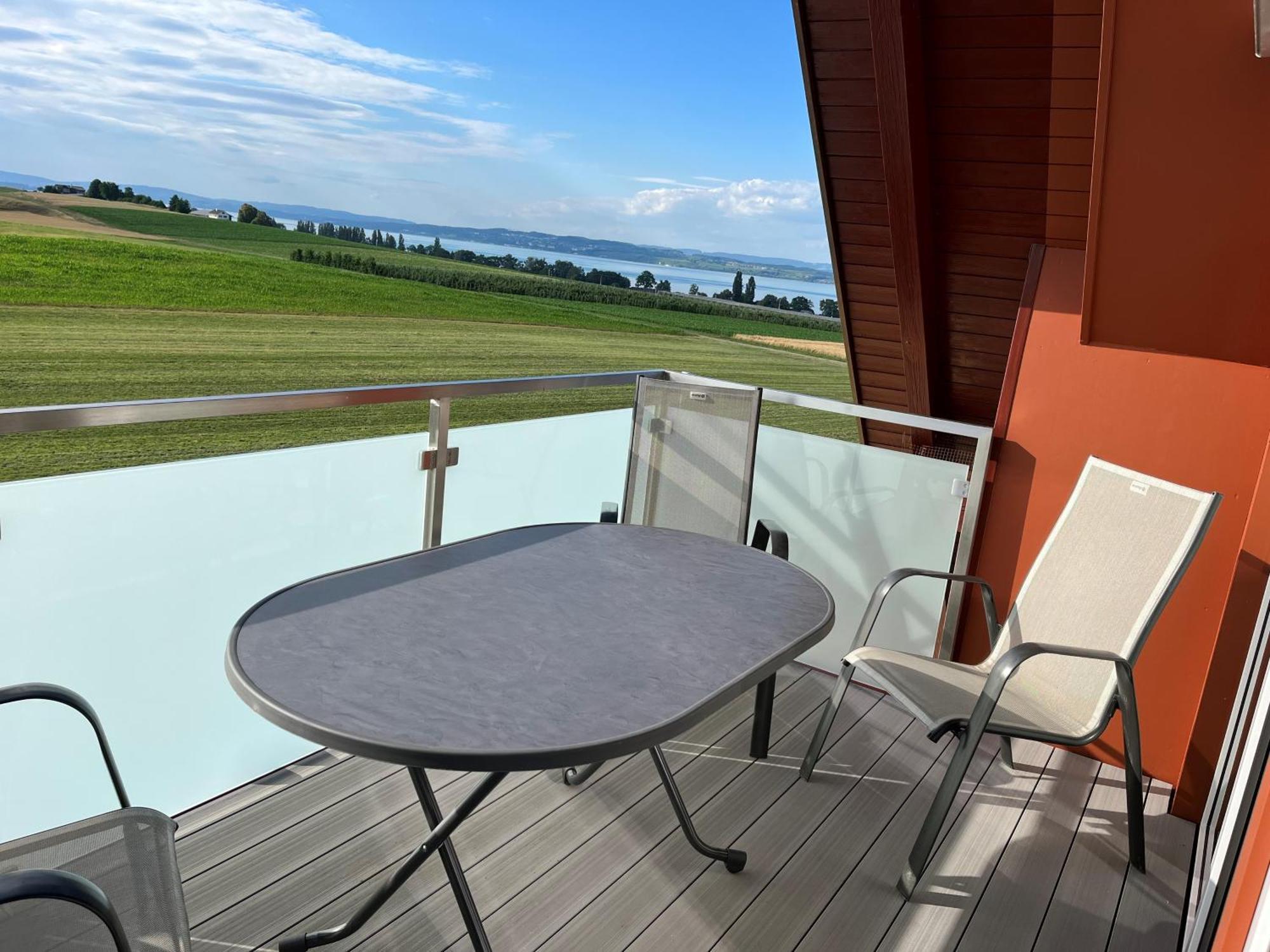 Seemoewe Swiss Quality Hotel Guttingen Exterior photo